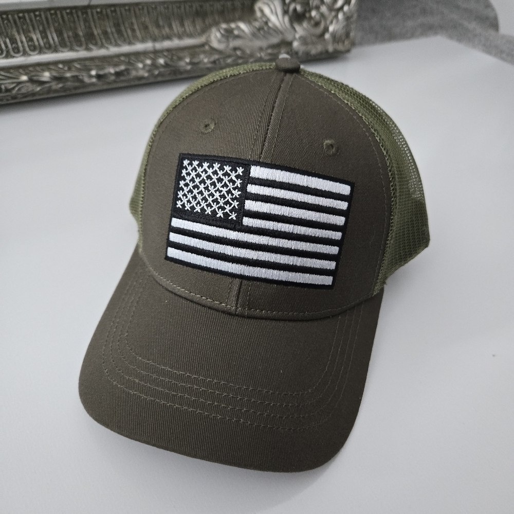 PUGS Gear American Flag Trucker Hat. One Size. New.